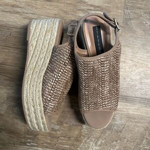 Steve Madden Courage Womens Size 7 Sandal